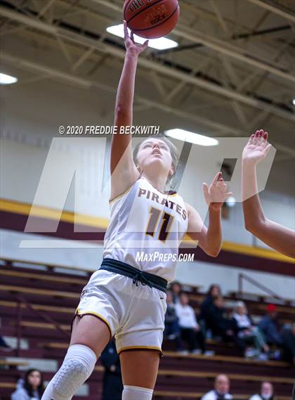Thumbnail 3 in Lindsay @ Collinsville photogallery.