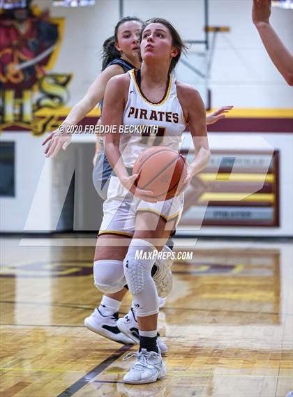 Thumbnail 1 in Lindsay @ Collinsville photogallery.