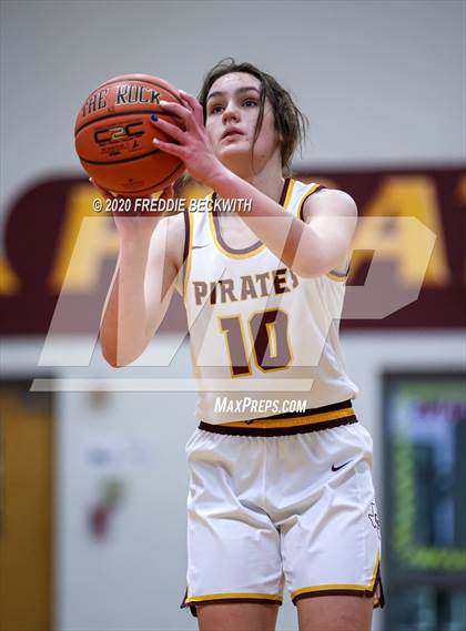 Thumbnail 2 in Lindsay @ Collinsville photogallery.