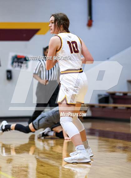 Thumbnail 3 in Lindsay @ Collinsville photogallery.