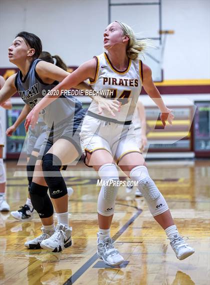 Thumbnail 2 in Lindsay @ Collinsville photogallery.