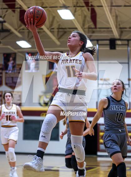 Thumbnail 2 in Lindsay @ Collinsville photogallery.