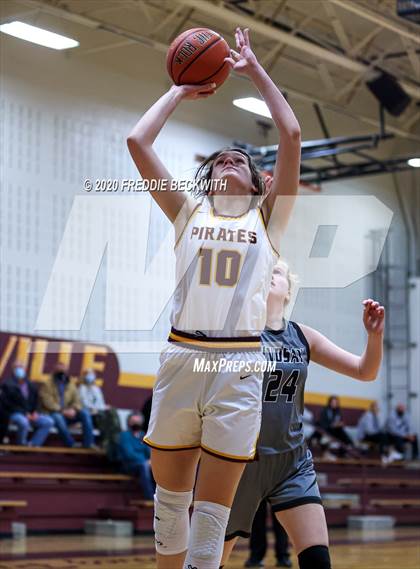 Thumbnail 2 in Lindsay @ Collinsville photogallery.