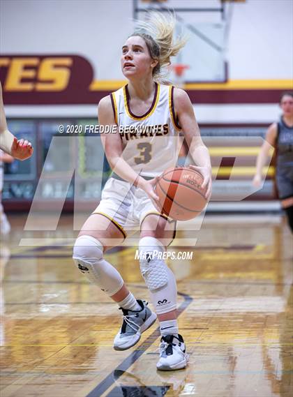 Thumbnail 1 in Lindsay @ Collinsville photogallery.
