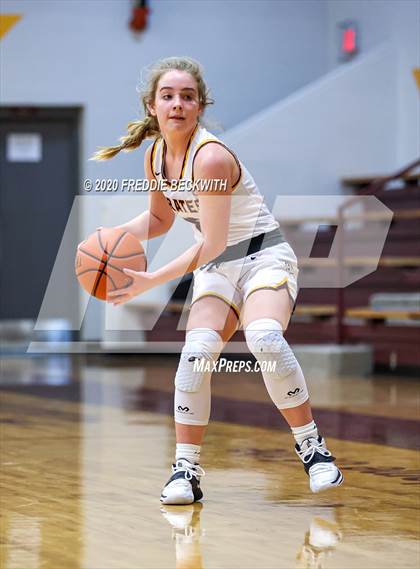 Thumbnail 3 in Lindsay @ Collinsville photogallery.