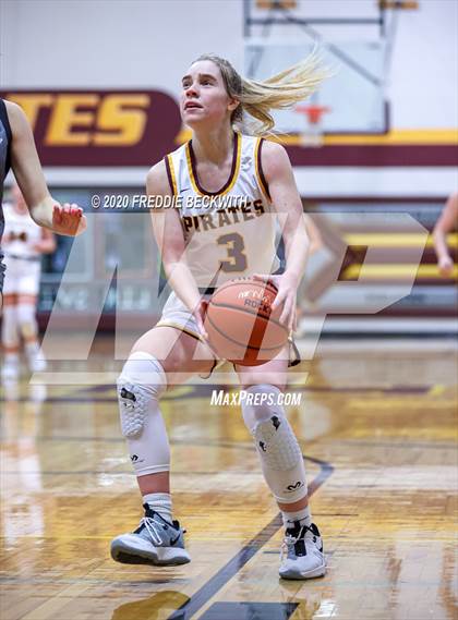 Thumbnail 2 in Lindsay @ Collinsville photogallery.