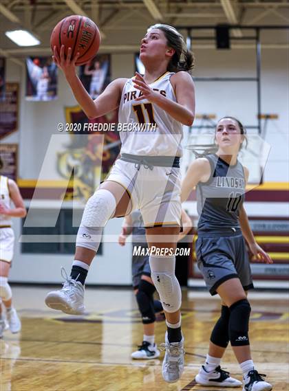 Thumbnail 1 in Lindsay @ Collinsville photogallery.