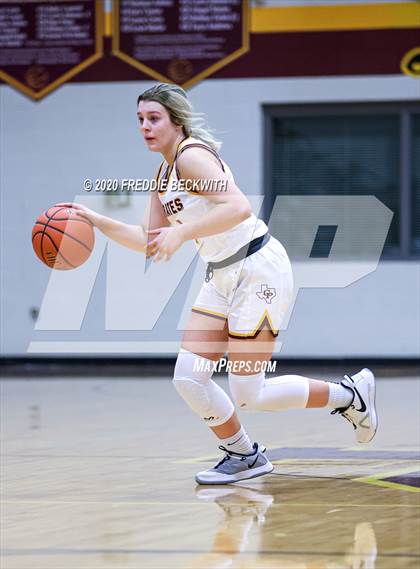 Thumbnail 2 in Lindsay @ Collinsville photogallery.