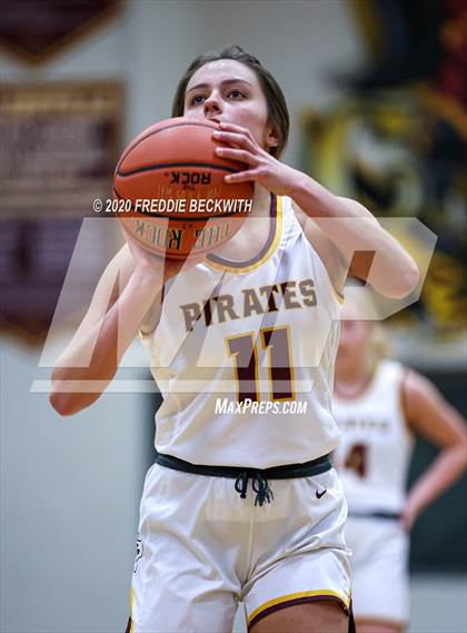 Thumbnail 3 in Lindsay @ Collinsville photogallery.