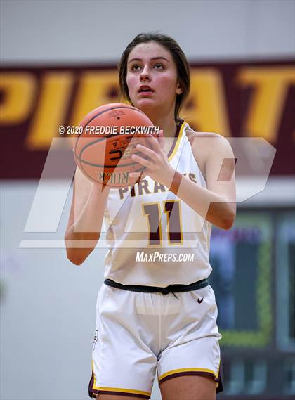 Thumbnail 1 in Lindsay @ Collinsville photogallery.