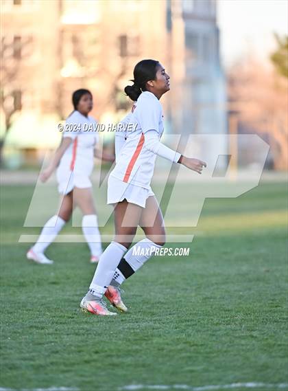 Thumbnail 1 in Gateway vs Alameda photogallery.