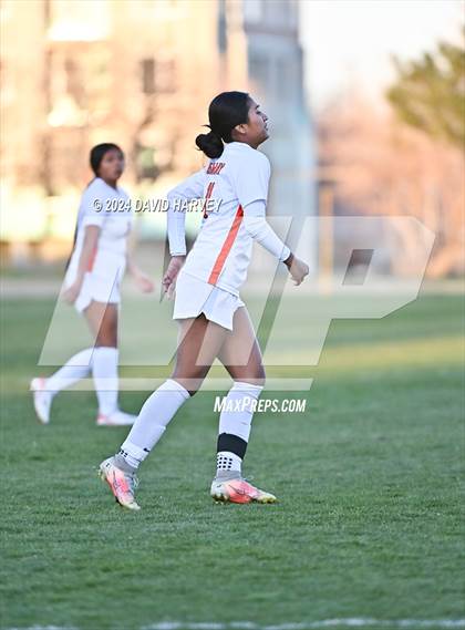 Thumbnail 2 in Gateway vs Alameda photogallery.