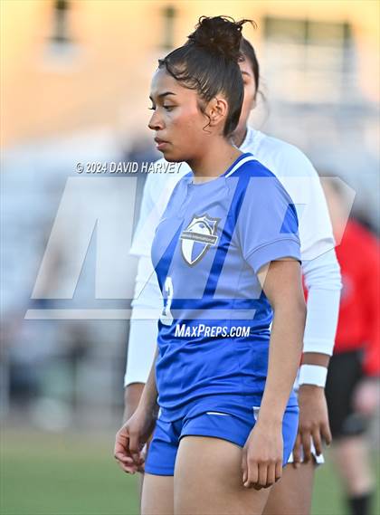 Thumbnail 3 in Gateway vs Alameda photogallery.