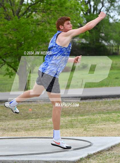 Thumbnail 1 in Warner Eagles Invitational photogallery.
