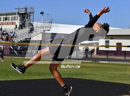 Thumbnail 3 in Warner Eagles Invitational photogallery.
