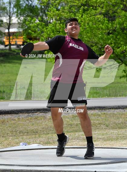 Thumbnail 2 in Warner Eagles Invitational photogallery.