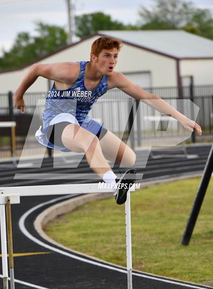 Thumbnail 2 in Warner Eagles Invitational photogallery.