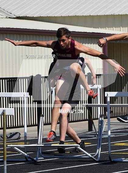 Thumbnail 3 in Warner Eagles Invitational photogallery.