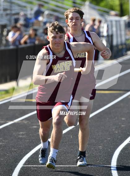 Thumbnail 2 in Warner Eagles Invitational photogallery.