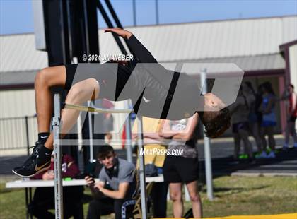 Thumbnail 1 in Warner Eagles Invitational photogallery.