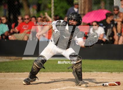 Thumbnail 2 in Nashville vs. Fairfield (IHSA 2A Sectional Semifinal) photogallery.