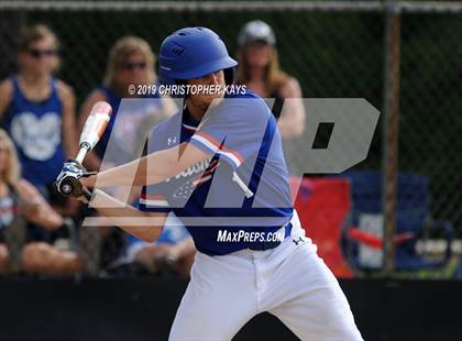 Thumbnail 3 in Nashville vs. Fairfield (IHSA 2A Sectional Semifinal) photogallery.