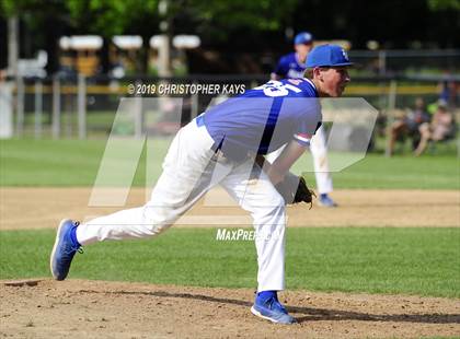 Thumbnail 1 in Nashville vs. Fairfield (IHSA 2A Sectional Semifinal) photogallery.