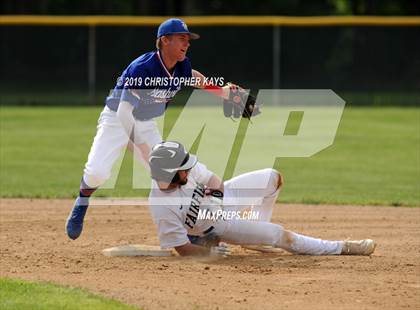 Thumbnail 1 in Nashville vs. Fairfield (IHSA 2A Sectional Semifinal) photogallery.