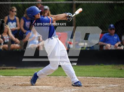 Thumbnail 3 in Nashville vs. Fairfield (IHSA 2A Sectional Semifinal) photogallery.