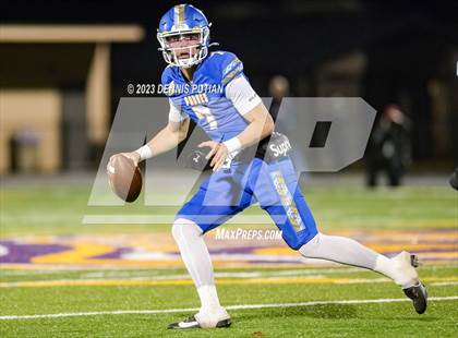 Thumbnail 2 in Wilcox vs. Serra photogallery.