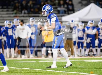 Thumbnail 1 in Wilcox vs. Serra photogallery.