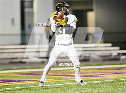 Thumbnail 3 in Wilcox vs. Serra photogallery.