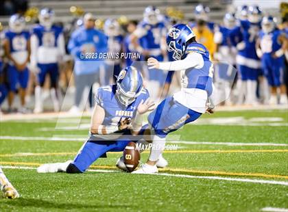 Thumbnail 3 in Wilcox vs. Serra photogallery.