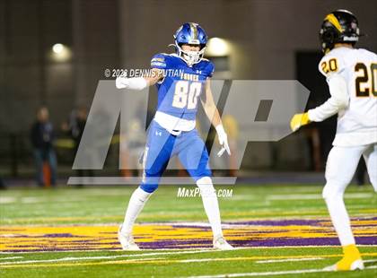 Thumbnail 2 in Wilcox vs. Serra photogallery.