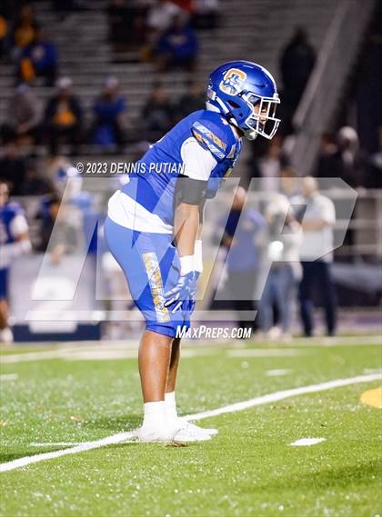 Thumbnail 2 in Wilcox vs. Serra photogallery.