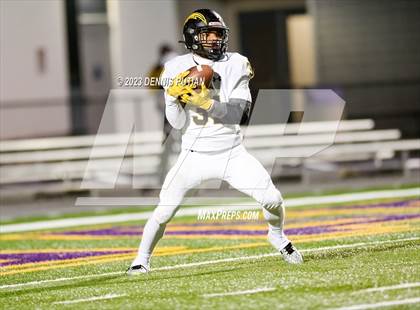 Thumbnail 1 in Wilcox vs. Serra photogallery.