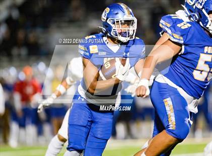 Thumbnail 2 in Wilcox vs. Serra photogallery.