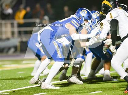 Thumbnail 2 in Wilcox vs. Serra photogallery.
