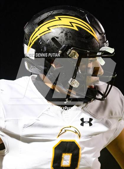 Thumbnail 2 in Wilcox vs. Serra photogallery.