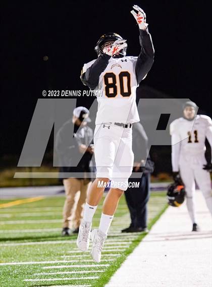 Thumbnail 1 in Wilcox vs. Serra photogallery.