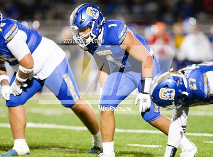 Thumbnail 2 in Wilcox vs. Serra photogallery.