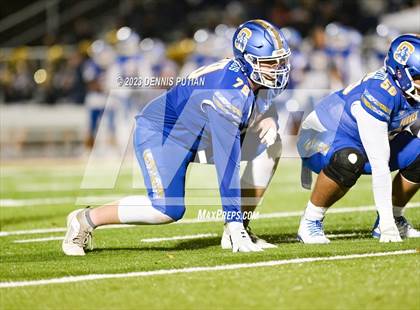 Thumbnail 3 in Wilcox vs. Serra photogallery.