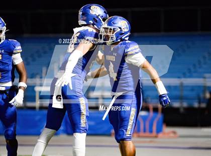 Thumbnail 3 in Wilcox vs. Serra photogallery.