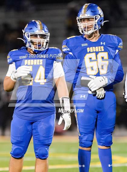 Thumbnail 2 in Wilcox vs. Serra photogallery.