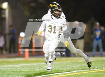 Thumbnail 2 in Wilcox vs. Serra photogallery.