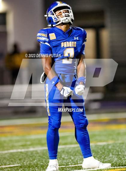 Thumbnail 3 in Wilcox vs. Serra photogallery.