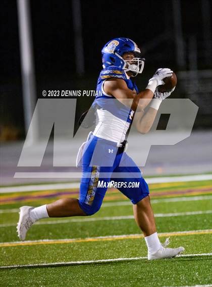 Thumbnail 3 in Wilcox vs. Serra photogallery.