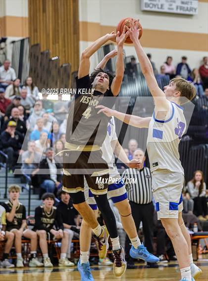 Thumbnail 1 in Hopedale vs Westport (MIAA Division 5 Semifinal) photogallery.