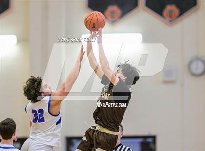 Thumbnail 3 in Hopedale vs Westport (MIAA Division 5 Semifinal) photogallery.