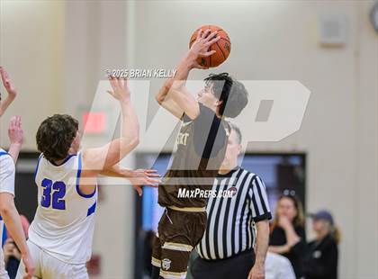 Thumbnail 1 in Hopedale vs Westport (MIAA Division 5 Semifinal) photogallery.